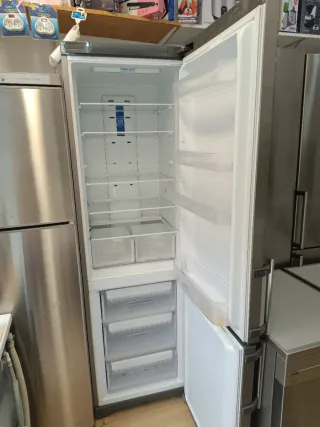 Nevera Indesit con garantía y transporte