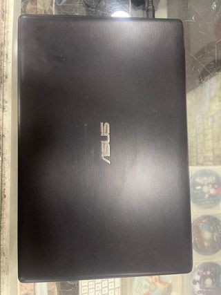 Portátil Asus X551C i3