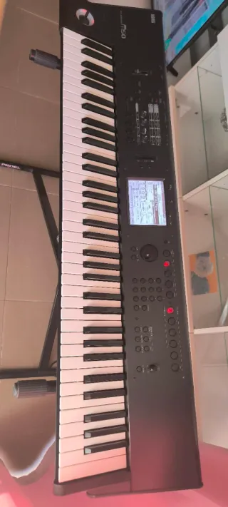 Korg m50 Workstation 73 Teclas