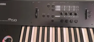 Korg m50 Workstation 73 Teclas