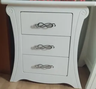 Cómoda y Mesita de Noche Blanca
