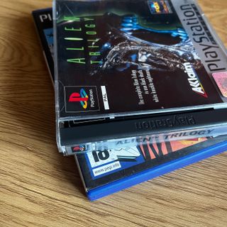 Alien Trilogy + GTA Vice Vice City