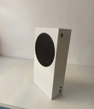Xbox Series S Blanca con dos mandos