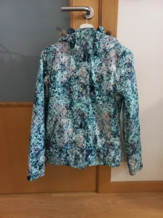 Cazadora de nieve estampada