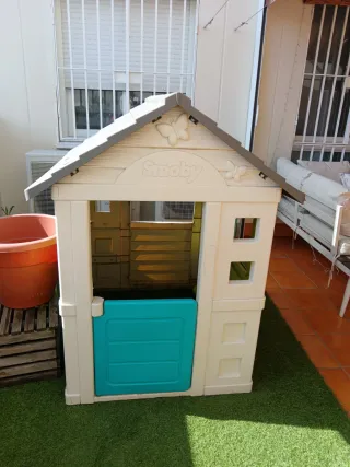 Casita infantil de plástico