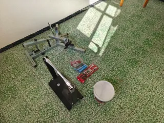 Desmontadora y equilibradora de ruedas de moto