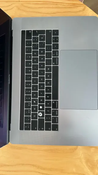 MacBook Pro 15 Gris Espacial