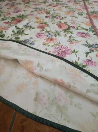 Mantel Mesa Camilla Flores 240cm