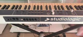 Teclado Studiologic Numacompact