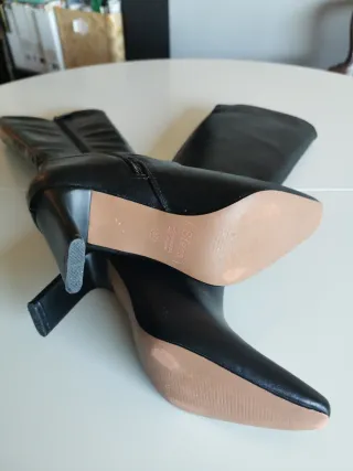 Botas altas negras Sfera