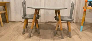 Mesa y 2 Sillas Infantiles Madera