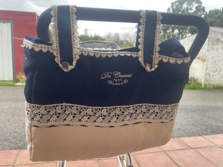 Coche de muñecas clásico