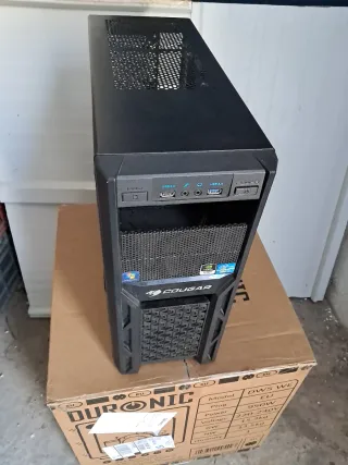 Caja Gaming PC Cougar