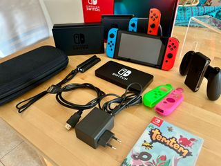 Consola Nintendo Switch + Accesorios + Juego
