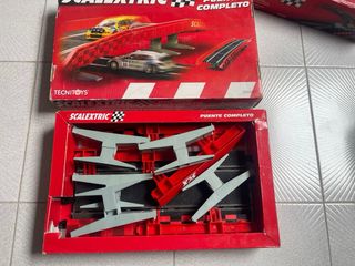 Pack Scalextric: Curva Peraltada, Pit Box, C2 DTM,