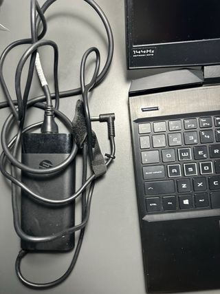 Portátil Gaming HP OMEN Negro 144Hz