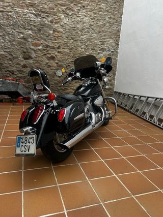 Honda Shadow 750 Custom Negra