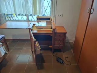 Singer Futura 2010 Máquina de Coser