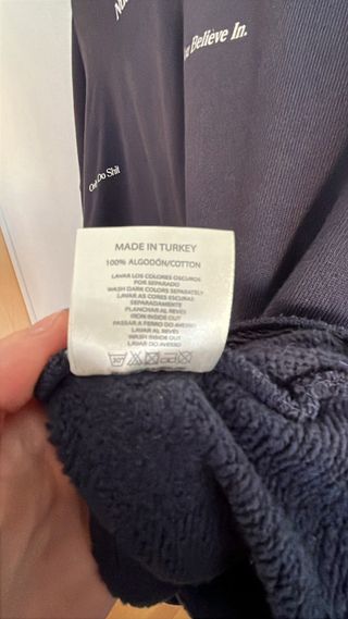 Sudadera Nude Project