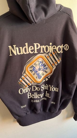 Sudadera Nude Project