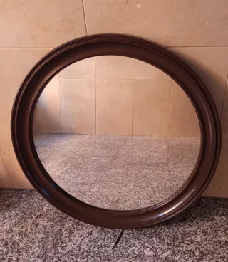 Espejo recondo marrón 65cm de diámetro.