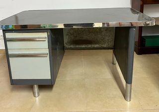 Tavolo da scrivania vintage in metallo con 2 cassetti