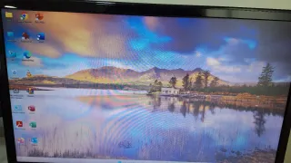 PC Fujitsu Negro/Rojo