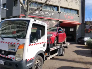 Servicio de grúa Asistencia portés auxilio