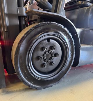 CARRETILLA ELEVADORA GAS 2500 KG SEGUNDA MANO