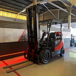 CARRETILLA ELEVADORA GAS 2500 KG SEGUNDA MANO