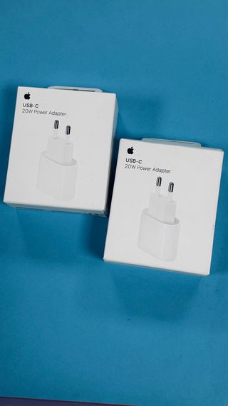 2 Cargadores Apple USB-C 20W