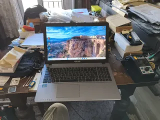 Portátil ASUS i3 3ª Gen 6GB RAM 240GB SSD