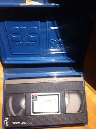 Película VHS El Planeta de los Buitres