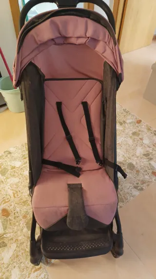 Silla de paseo plegable color rosa