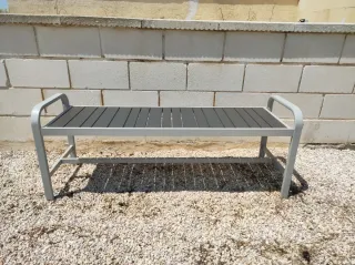 Ikea banco metálico