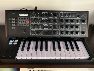 Behringer Pro 800 y Pro 1 con Teclados MIDI