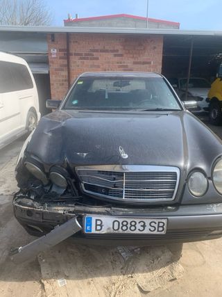 Mercedes-Benz E300D 1997