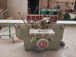 Cepilladora de carpintería