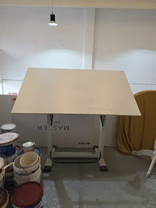 Mesa de Dibujo Ajustable