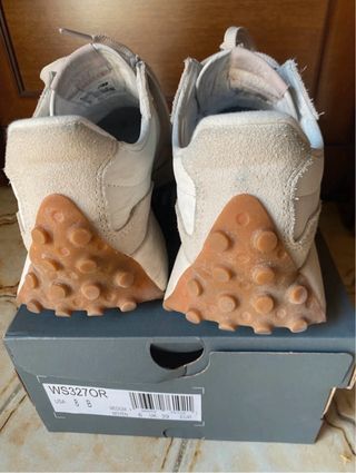 Zapatillas New Balance 327 Beige/Rosa Talla 39