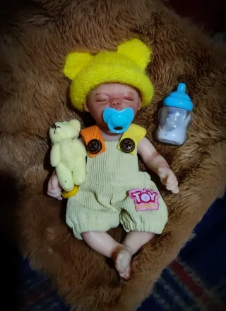 Mini reborn silicona Niña pelo pintado