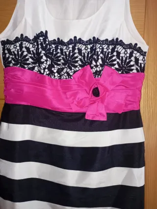 Vestido fiesta blanco, negro y fucsia