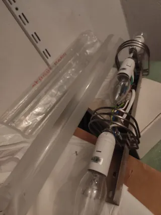Lámpara de baño moderna