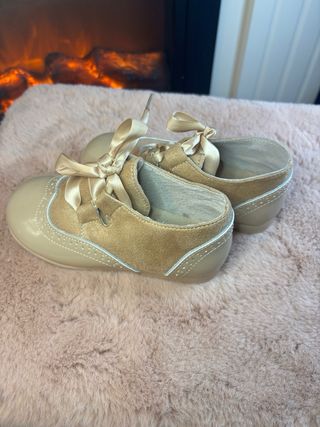 Blucher infantil beige T.25