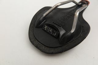 Sillín Fizik Tundra Negro/Naranja