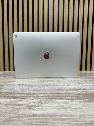 MacBook Pro 15" 2017 i7 16gb 1tb SSD