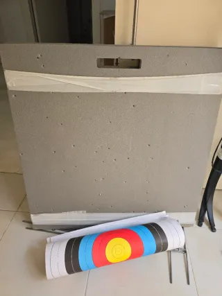 Lote tiro con arco: 2 arcos+diana 60x60+complement