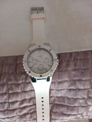 Reloj Guess W90084L1 Mujer Blanco y Plateado