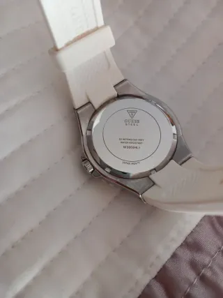 Reloj Guess W90084L1 Mujer Blanco y Plateado