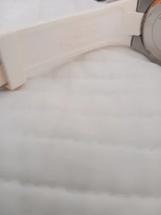 Reloj Guess W90084L1 Mujer Blanco y Plateado